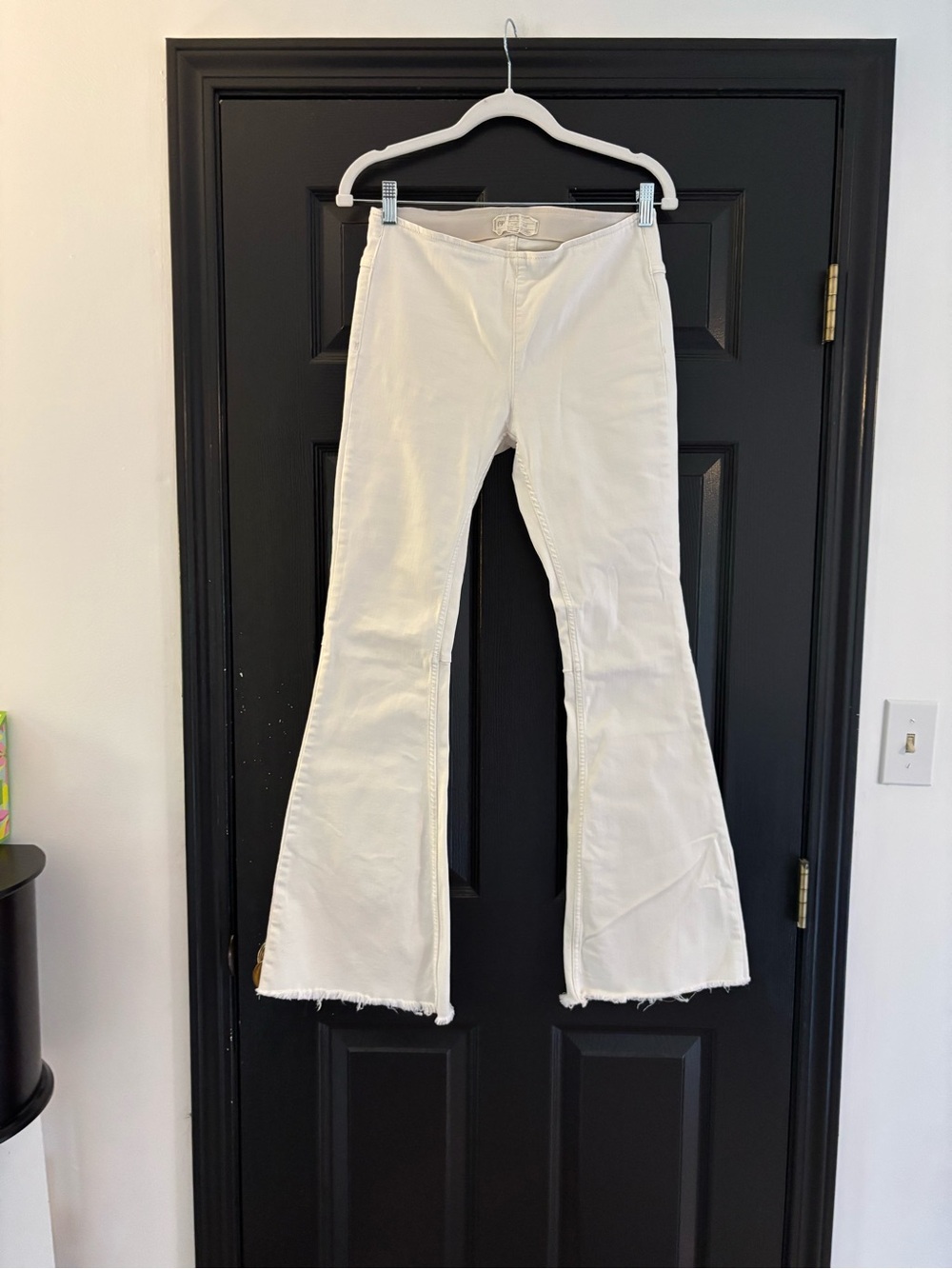 Free People Off-White Flare Pull On Jeans with Frayed Hem - Size 29